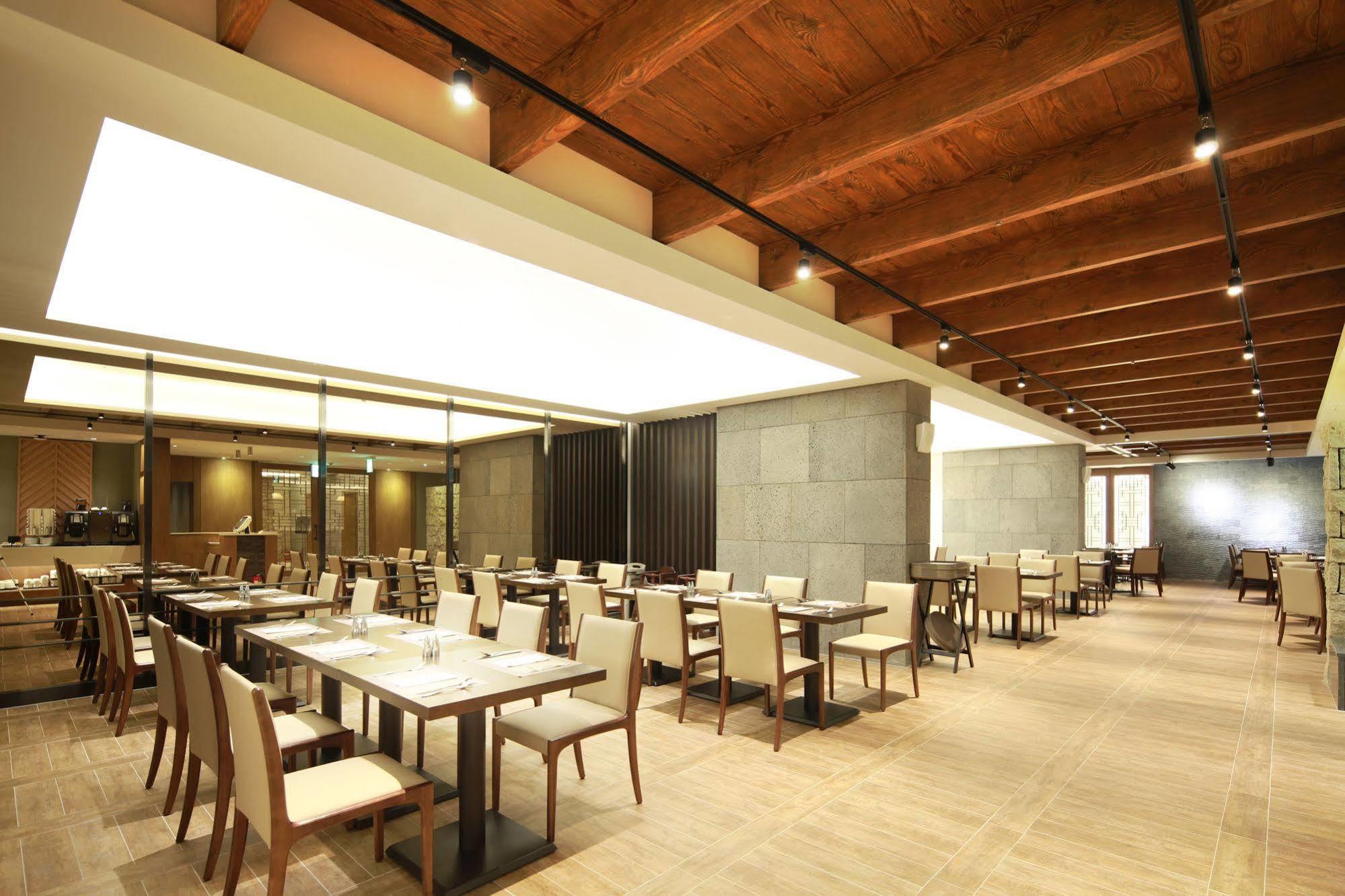 Shin Shin Hotel Jeju Airport Exterior photo